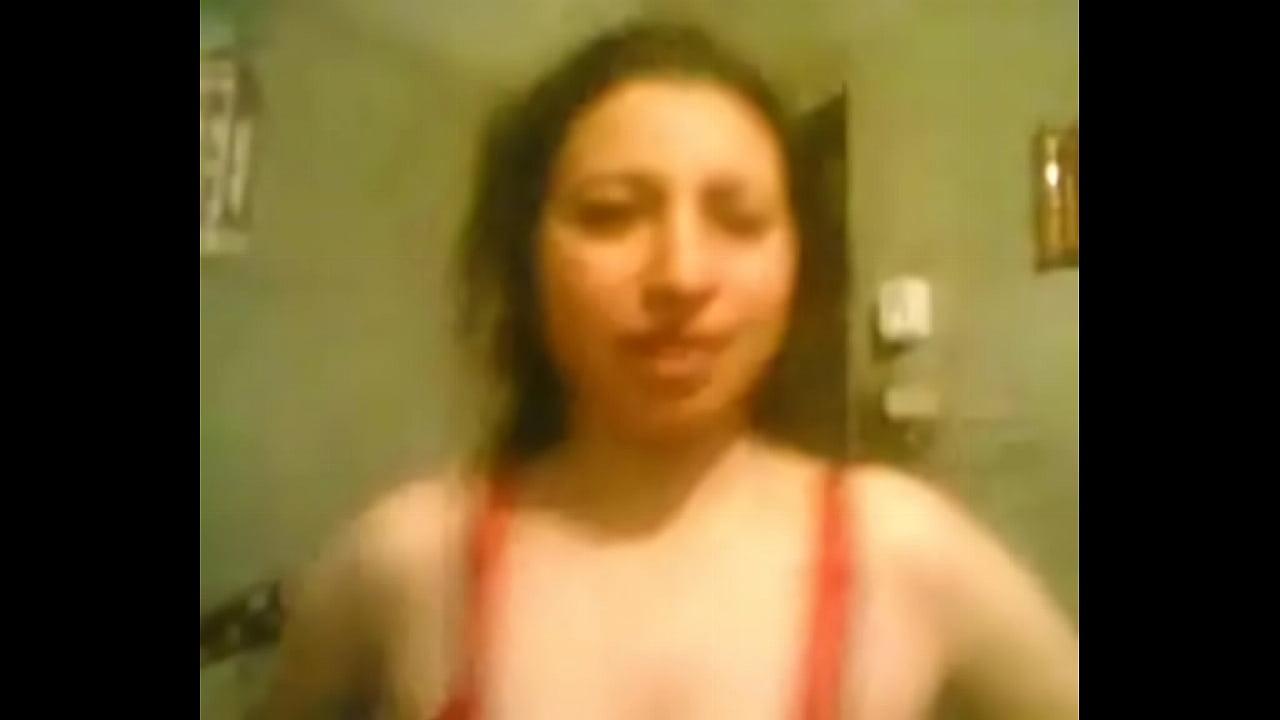 سكس المصريات عنتيل ينيك بنت بقميص النوم على الارض