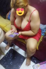 سكس عرب قحبة مصريه مع عشيقها على السرير