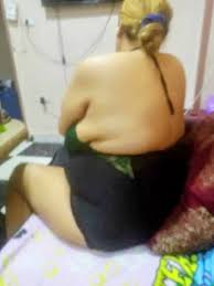 سكس عرب قحبة مصريه مع عشيقها على السرير