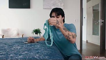 سكس اجنبي منزلي تخون جوزها مع عشيقها الفحل