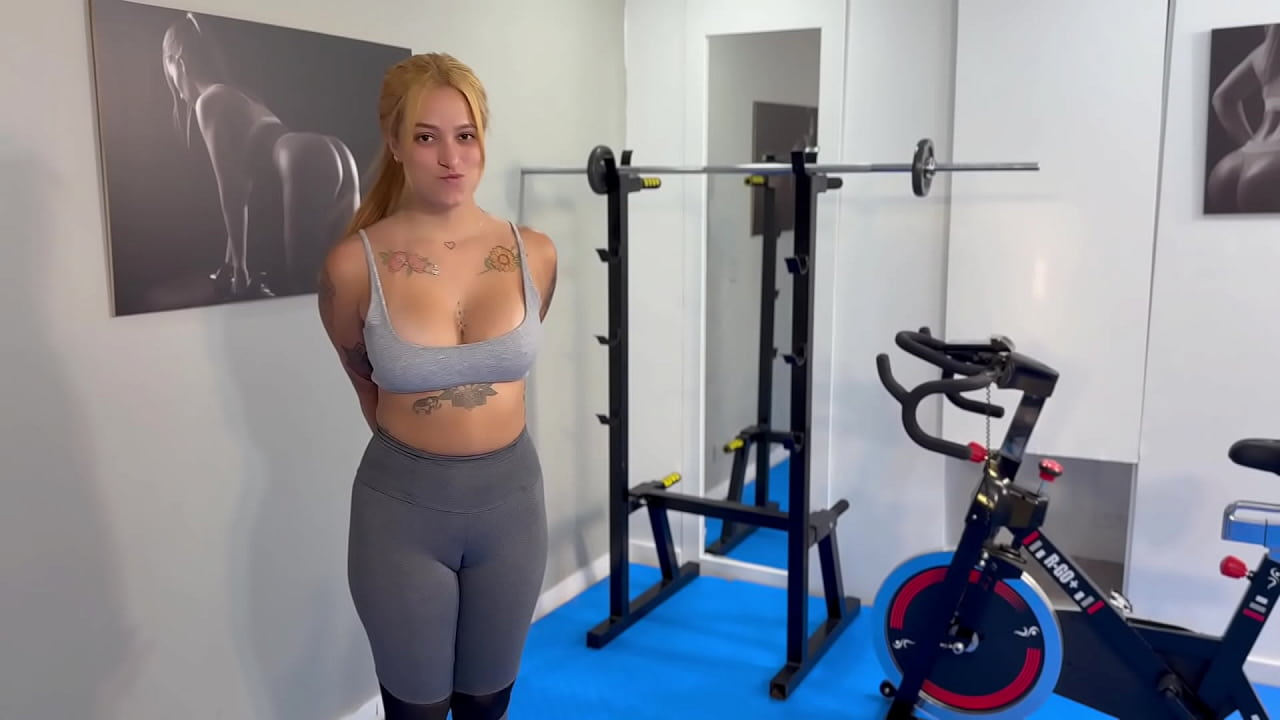 سكس يوغا جديد hd في سن المراهقه